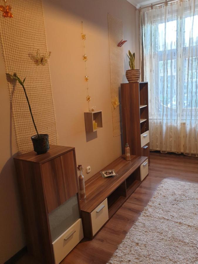 Izisz Debrecen Dış mekan fotoğraf