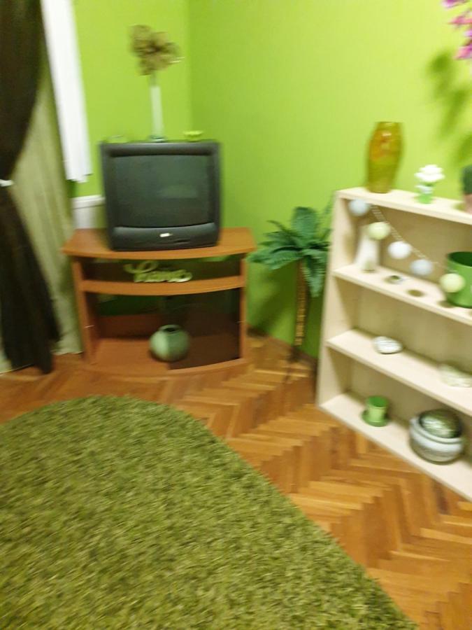 Izisz Debrecen Dış mekan fotoğraf